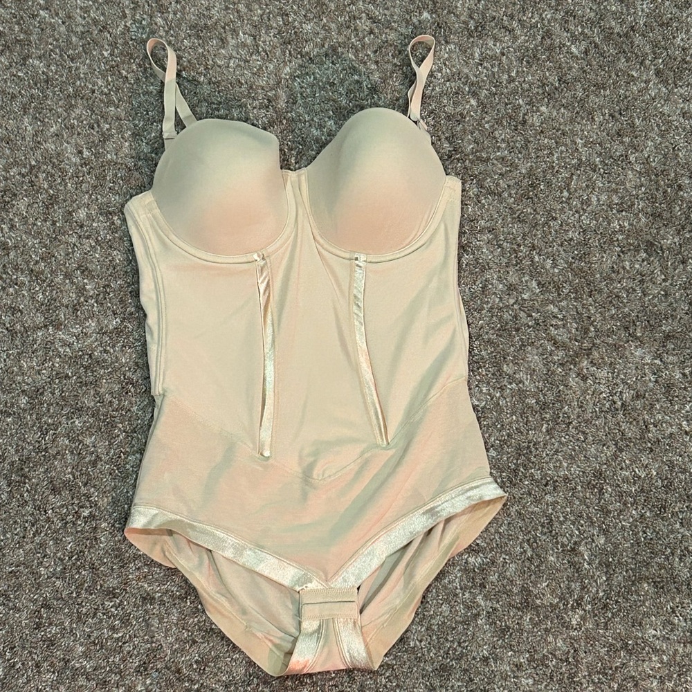 NEVER WORN shapewear Beige Bodysuit with Underwire